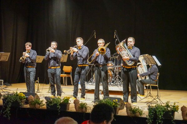 für dynamische Blechmusik