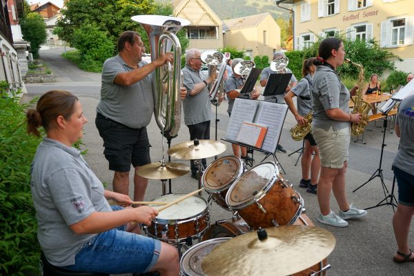 Schlagwerk und Tuba